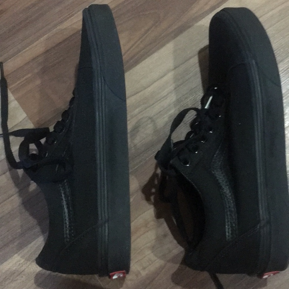 Black vans size 8
